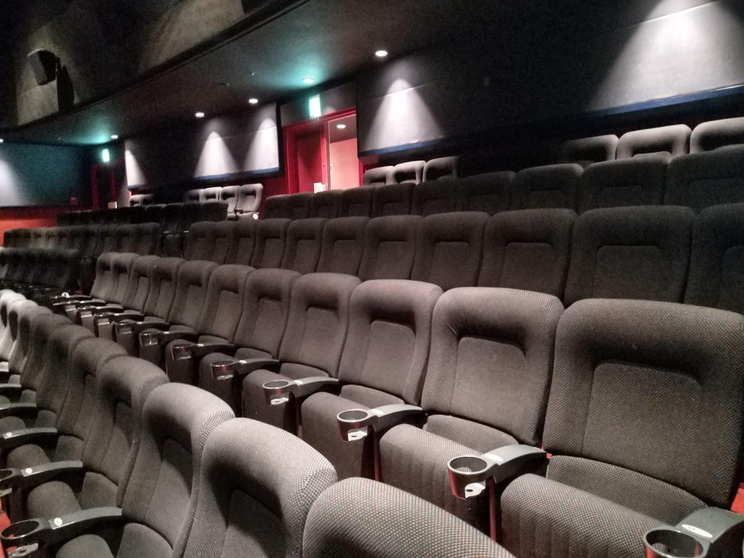 体験談 丸の内ピカデリー1のおすすめ座席は二階席 見え方もご紹介 キネマフリーク 映画産業を盛り上げる映画館ブログ